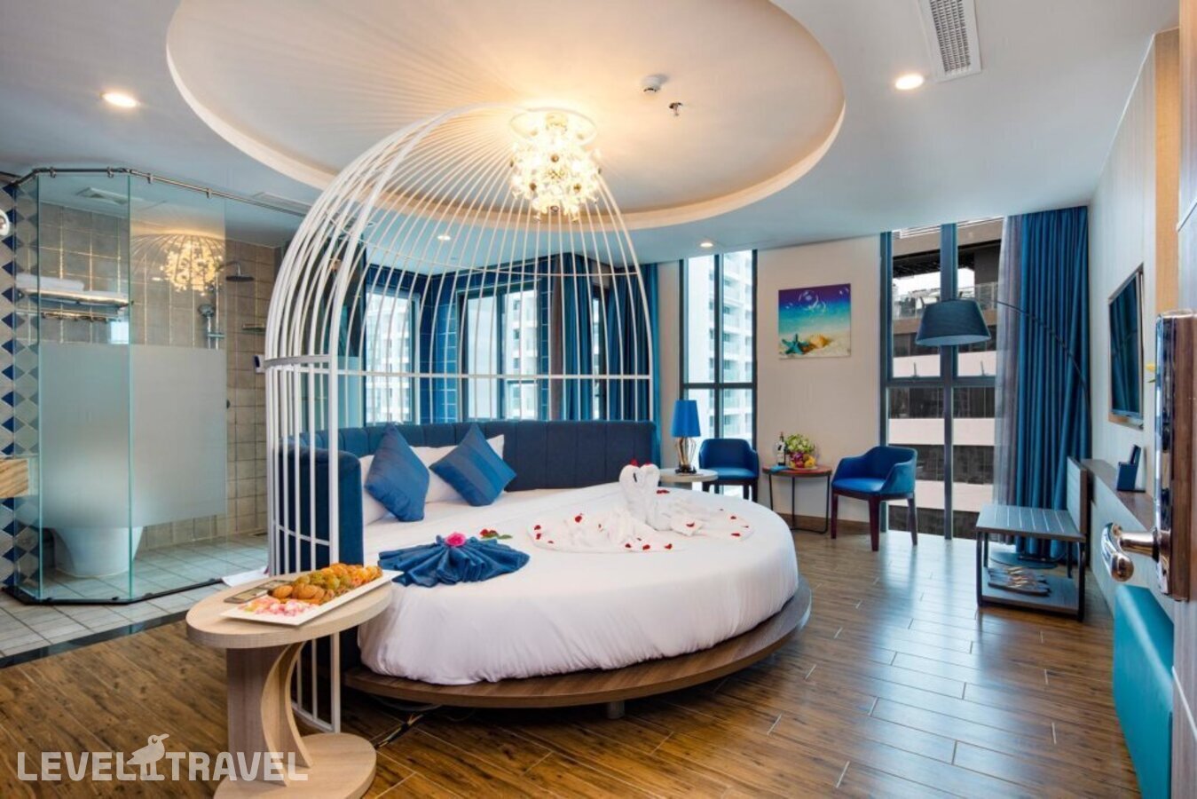 фотографии номера Полулюкс с балконом отеля Aaron Hotel в Вьетнам(Нячанг) - фото №20