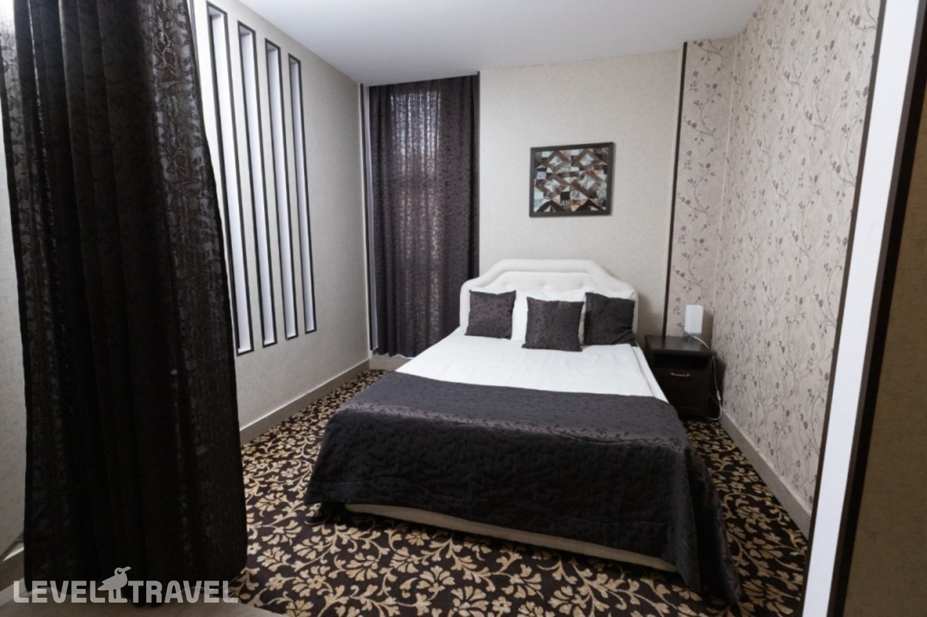 фотографии номера Полулюкс (две односпальные кровати) отеля Shirak Hotel в Армения(Ереван) - фото №5