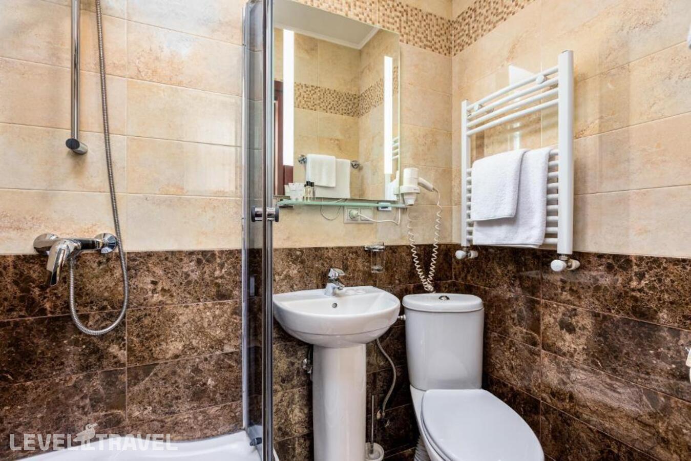фотографии номера Экономичный (две односпальные кровати) отеля Sharden Hotel в Грузия(Тбилиси) - фото №1