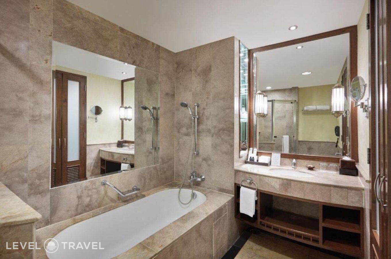 фотографии номера Улучшенный (две односпальные кровати) отеля Davis Hotel в Таиланд(Бангкок) - фото №3