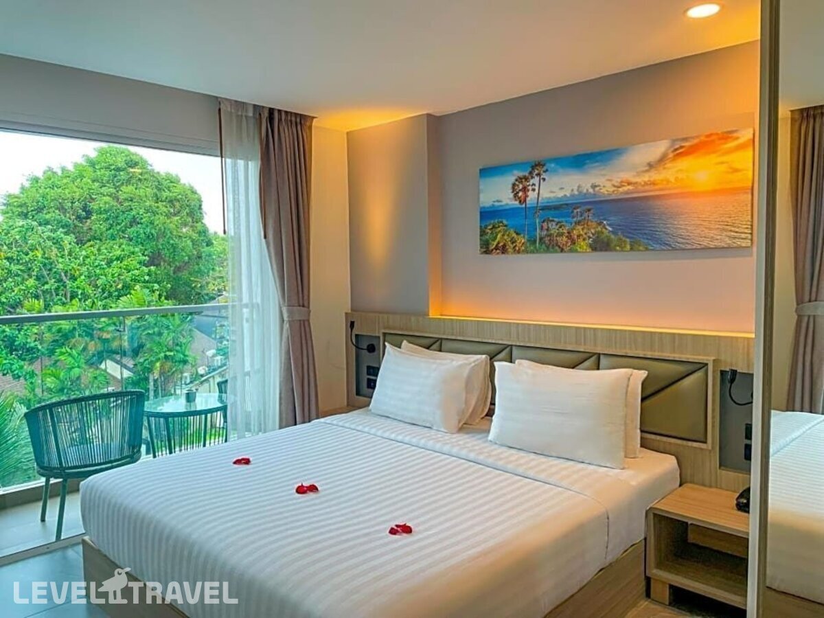 фотографии номера Делюкс с видом на город отеля Clarion Hotel Patong (Ex.Araya Patong Beach Hotel) в Таиланд(Патонг Бич) - фото №2