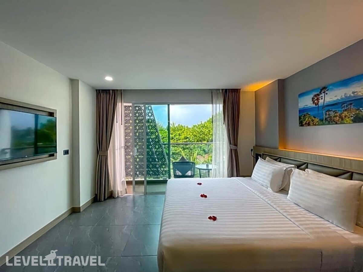 фотографии номера Делюкс с видом на город отеля Clarion Hotel Patong (Ex.Araya Patong Beach Hotel) в Таиланд(Патонг Бич) - фото №4