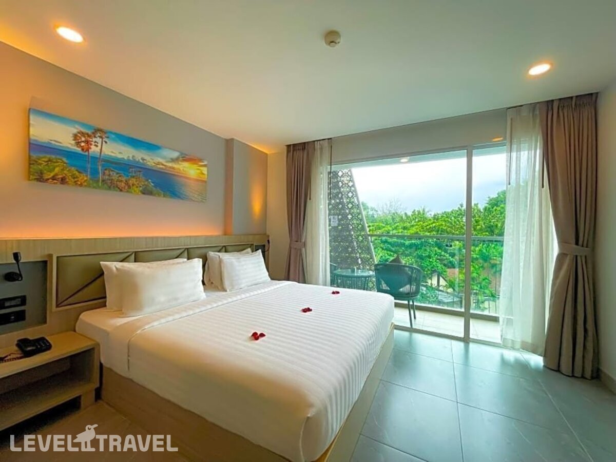 фотографии номера Делюкс с видом на город отеля Clarion Hotel Patong (Ex.Araya Patong Beach Hotel) в Таиланд(Патонг Бич) - фото №5