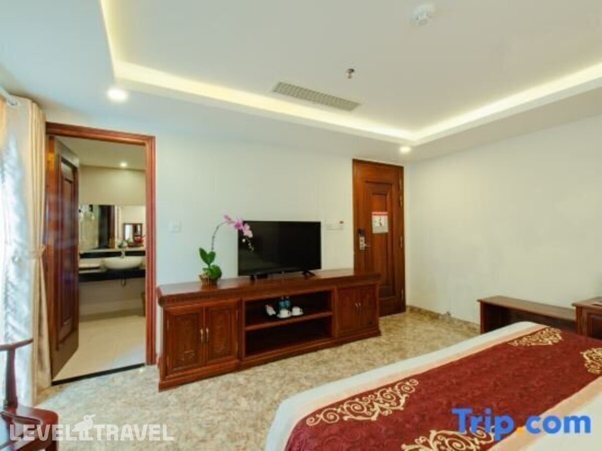 фотографии номера Улучшенный (две односпальные кровати) отеля Red Sun Nha Trang Hotel в Вьетнам(Нячанг) - фото №6