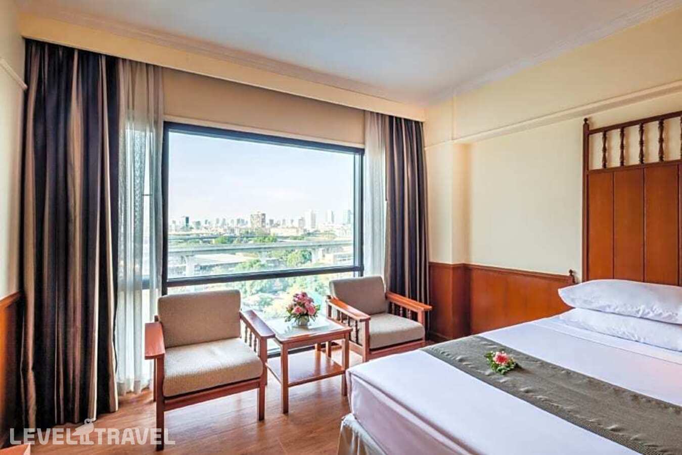 фотографии номера Улучшенный номер отеля Bangkok Palace Hotel в Таиланд(Бангкок) - фото №43