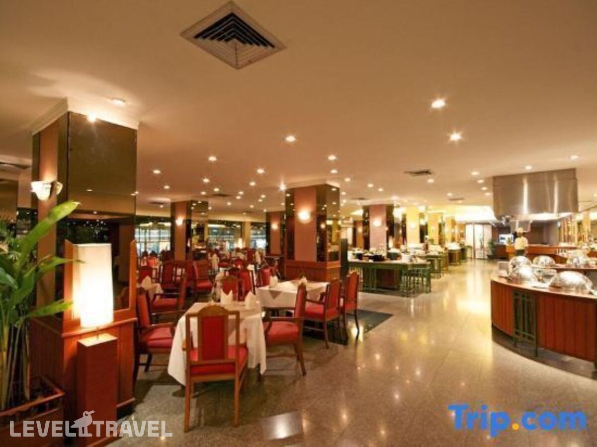 фотографии номера Делюкс отеля Bangkok Palace Hotel в Таиланд(Бангкок) - фото №81