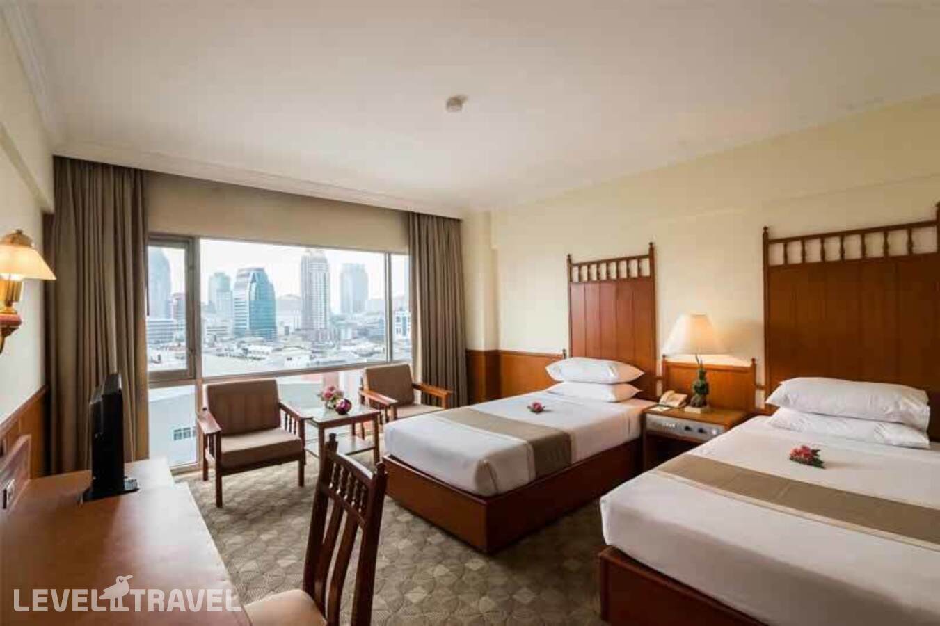 фотографии номера Делюкс отеля Bangkok Palace Hotel в Таиланд(Бангкок) - фото №5
