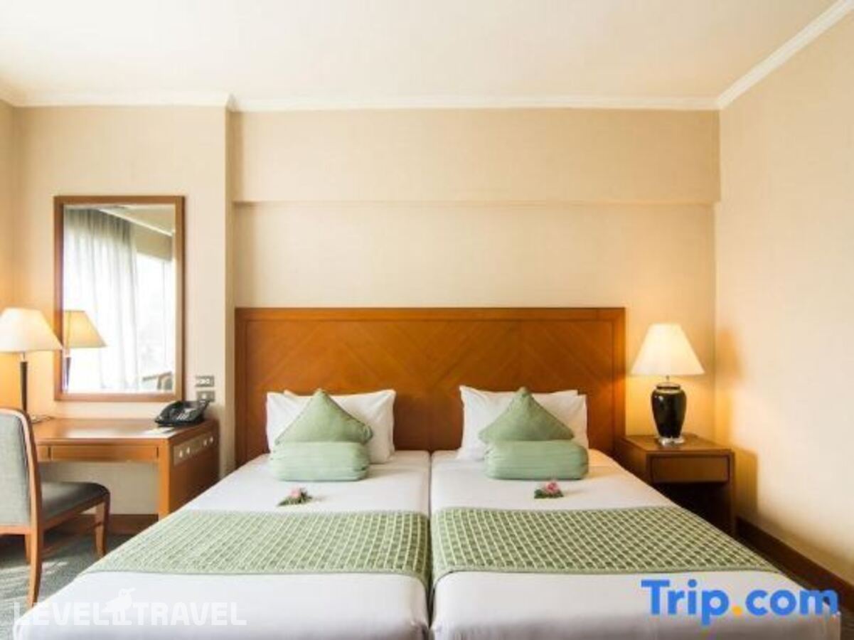 фотографии номера Делюкс отеля Bangkok Palace Hotel в Таиланд(Бангкок) - фото №87