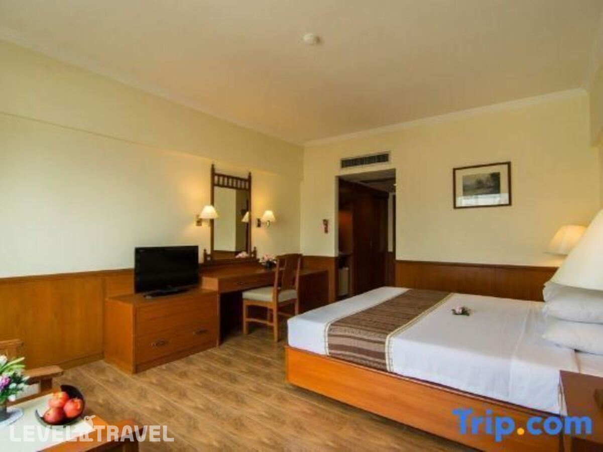 фотографии номера Делюкс отеля Bangkok Palace Hotel в Таиланд(Бангкок) - фото №108