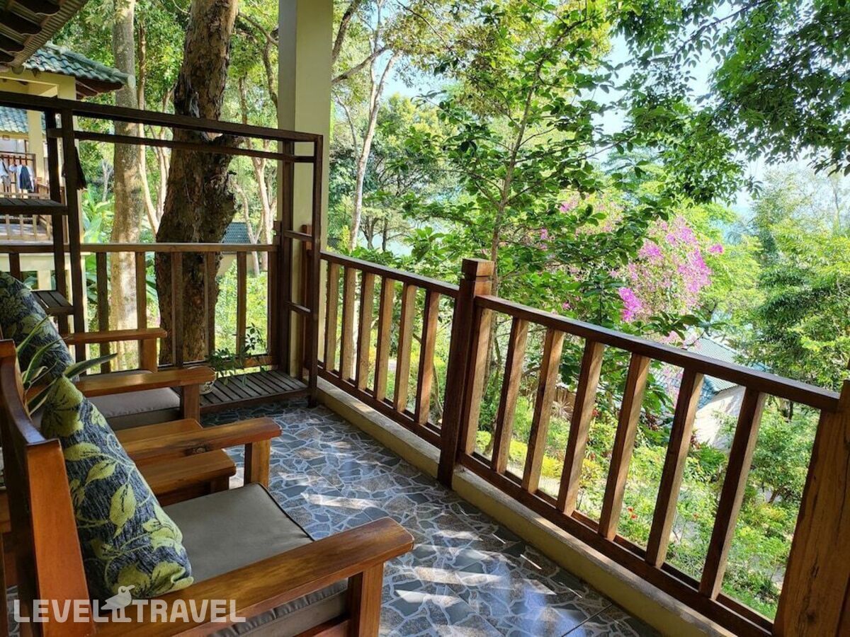 фотографии номера Делюкс с частичным видом на море отеля Ancarine Beach Resort Phu Quoc в Вьетнам(Фукуок) - фото №4