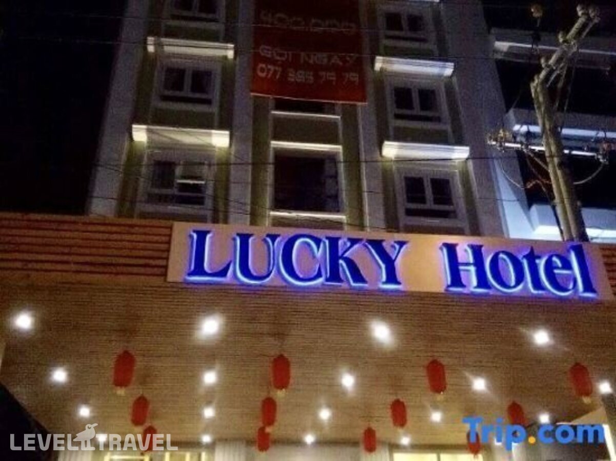 фотографии номера Трехместный делюкс с видом на море отеля Lucky Hotel Phu Quoc в Вьетнам(Фукуок) - фото №2