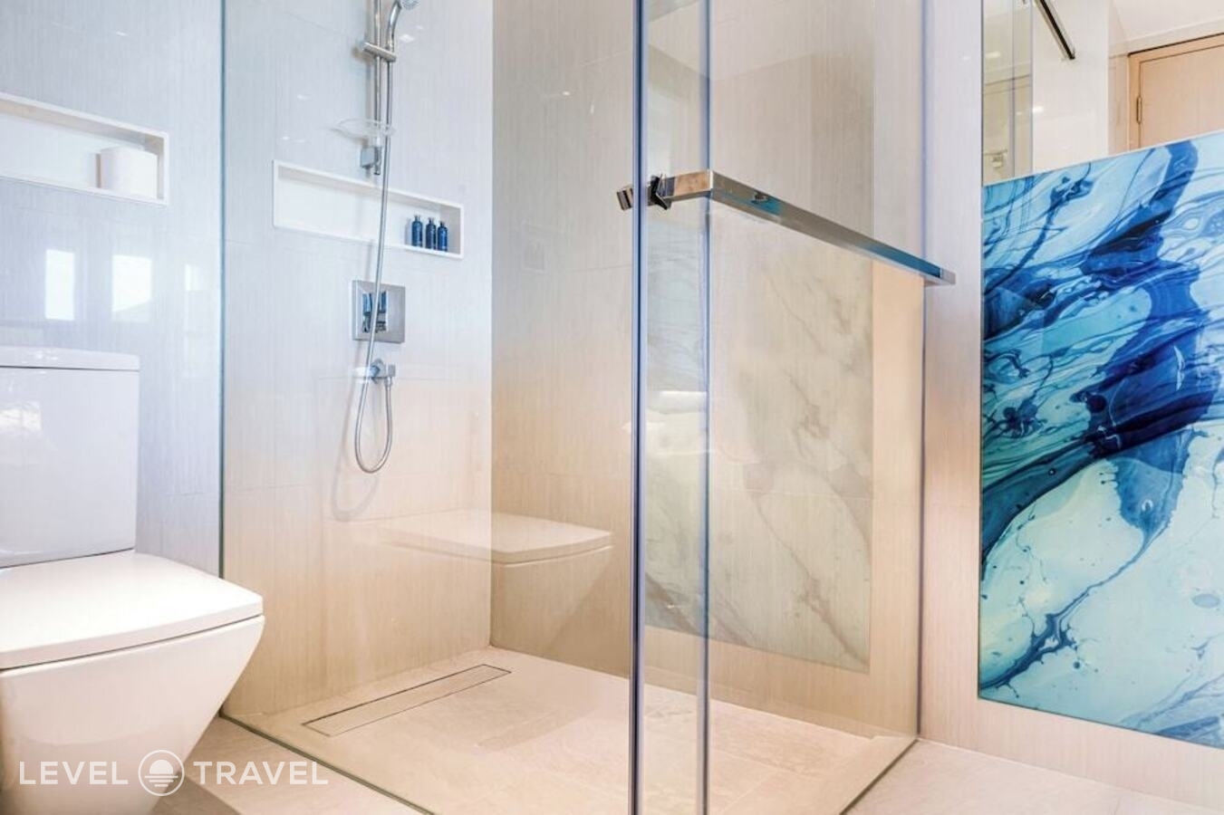 фотографии номера Делюкс (две односпальные кровати) отеля Mytt Beach Hotel в Таиланд(Центральная Паттайя) - фото №5