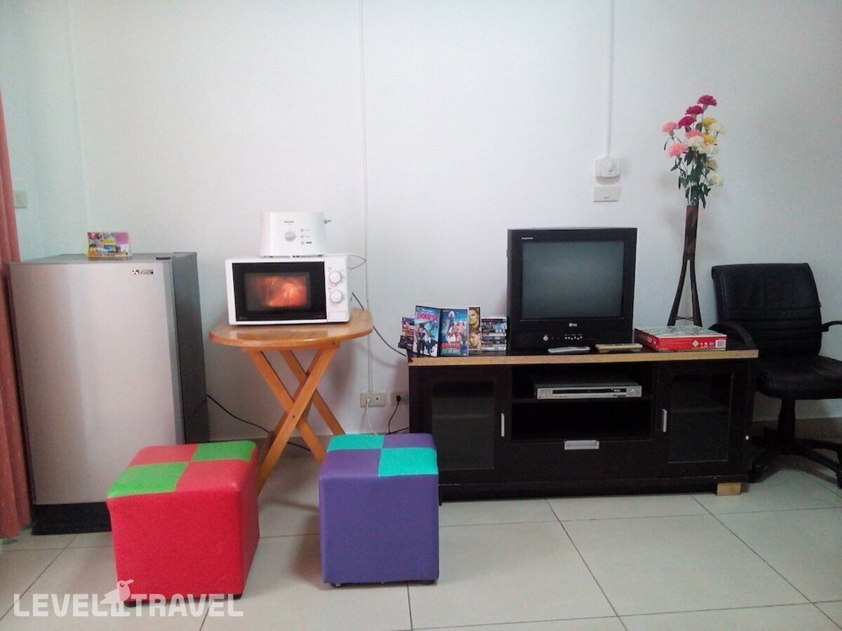 фотографии номера Трехместный улучшенный отеля Jomtien Hostel в Таиланд(Джомтьен) - фото №7