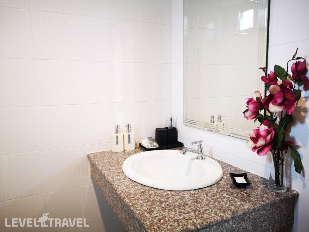 фотографии номера Стандартный номер отеля Seven Seas Hotel в Таиланд(Патонг Бич) - фото №14