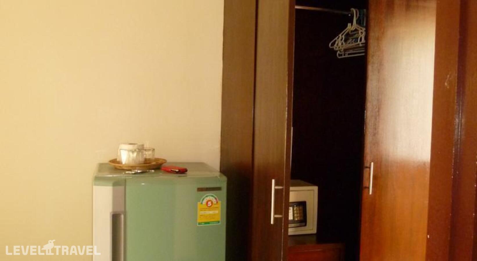 фотографии номера Стандартный номер отеля Seven Seas Hotel в Таиланд(Патонг Бич) - фото №3