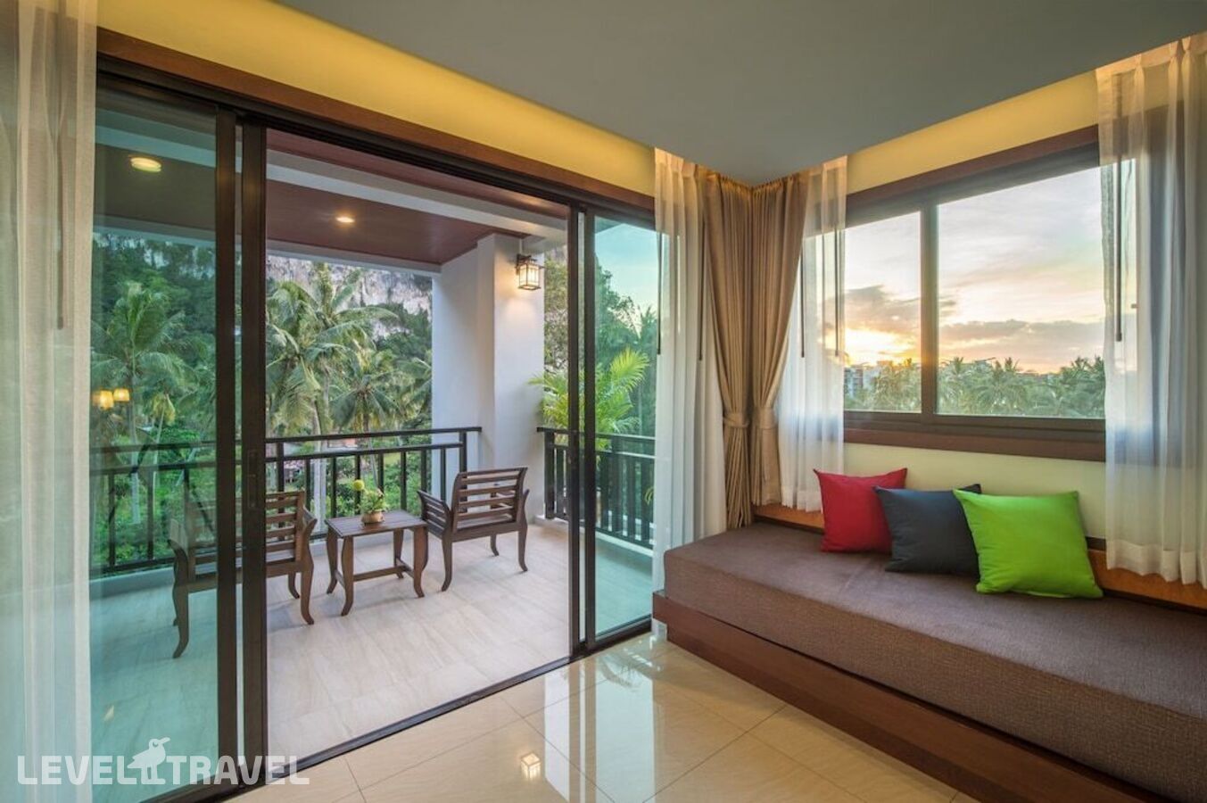 фотографии номера Семейный люкс отеля Andaman Breeze Resort Krabi в Таиланд(Ао Нанг) - фото №7