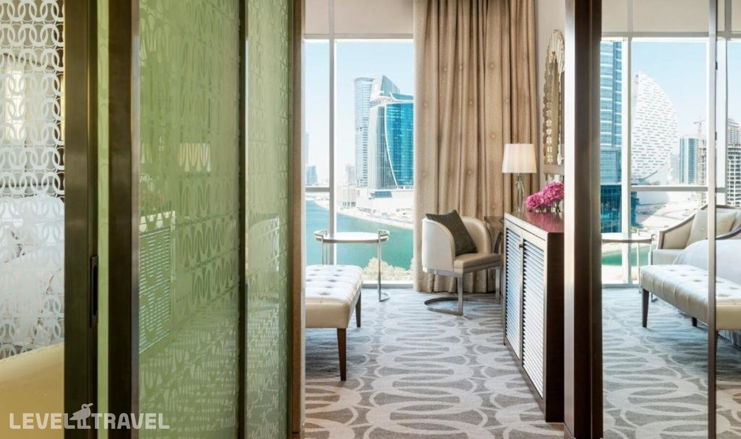 фотографии номера Стандартный (две односпальные кровати) отеля Hilton Dubai Al Habtoor City в ОАЭ(Бизнес Бей) - фото №18