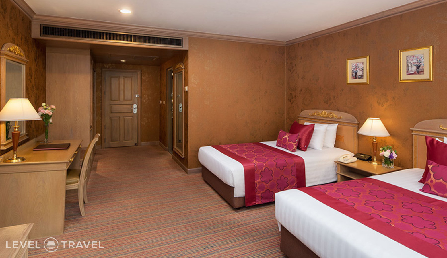фотографии номера Улучшенный номер отеля Prince Palace Hotel Bangkok в Таиланд(Бангкок) - фото №3