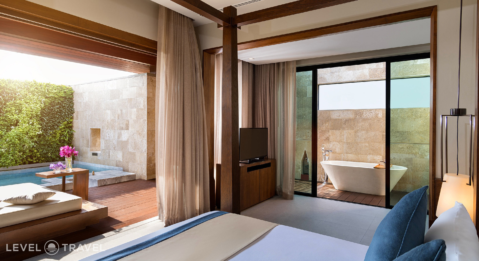 фотографии номера Люкс с бассейном отеля Avista Hideaway Phuket Patong - Mgallery By Sofitel в Таиланд(Патонг Бич) - фото №2
