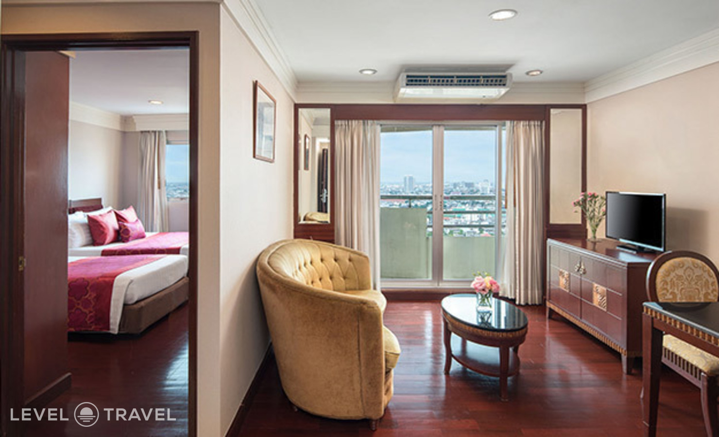 фотографии номера Люкс (2 спальни) отеля Prince Palace Hotel Bangkok в Таиланд(Бангкок) - фото №2