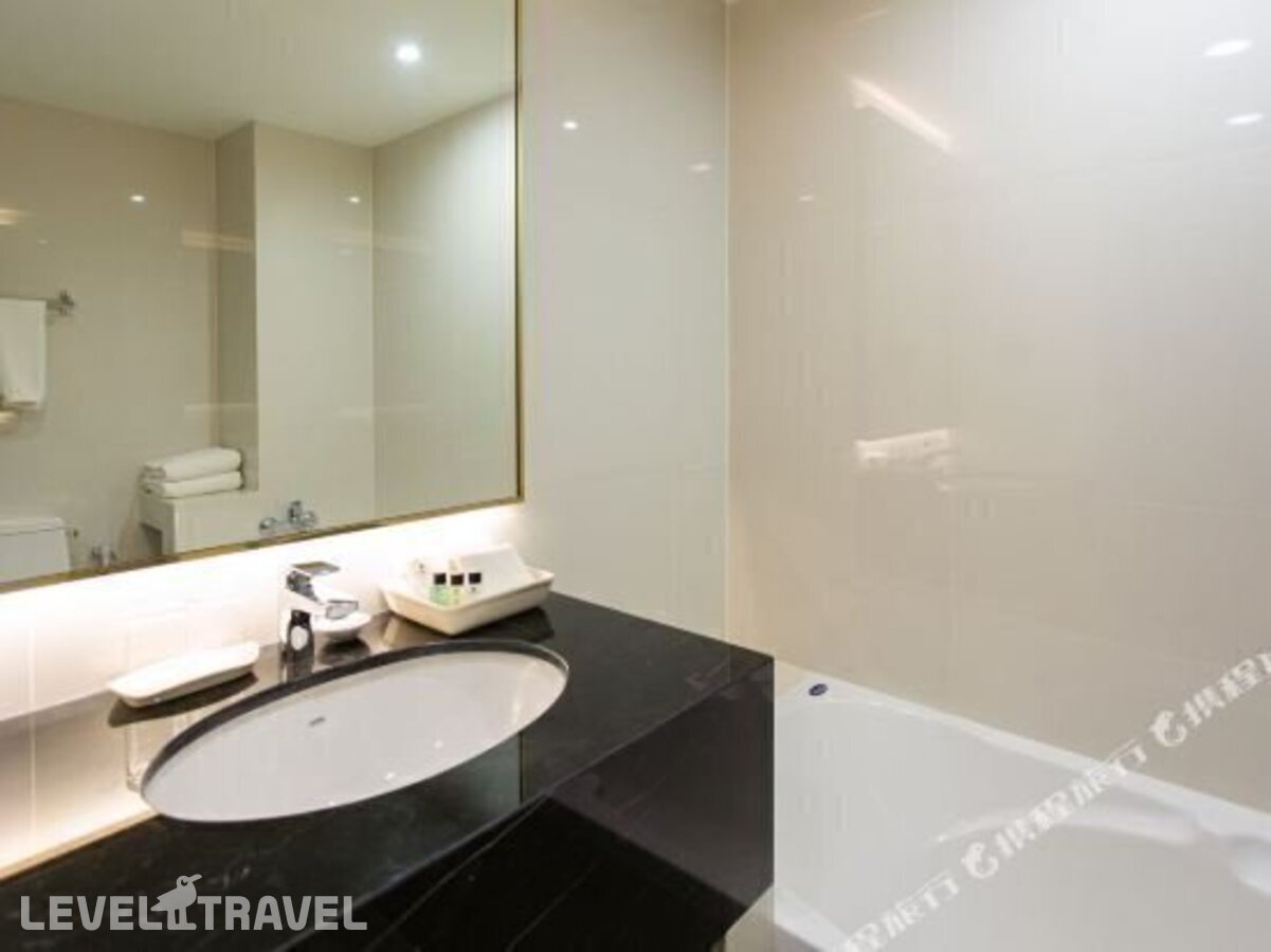 фотографии номера Улучшенный номер отеля Krabi Heritage Hotel в Таиланд(Ао Нанг) - фото №24