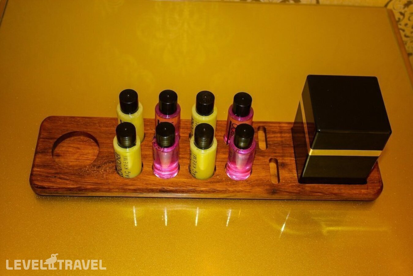 фотографии номера Трехместный экономичный отеля Deluxe Newport Hotel в Турция(Фатих) - фото №8