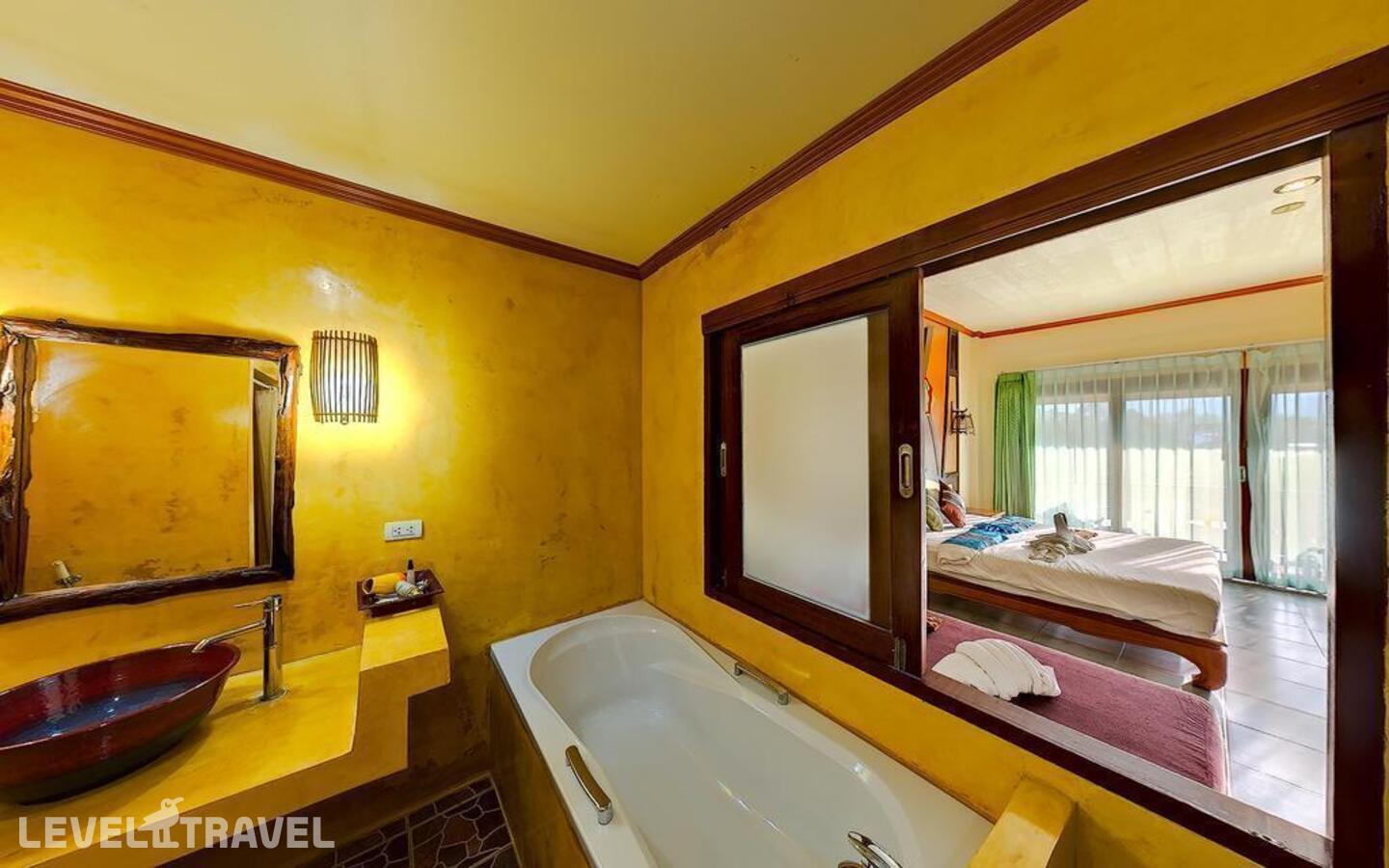 фотографии номера Делюкс отеля Andamanee Boutique Resort в Таиланд(Ноппарат Тара) - фото №2