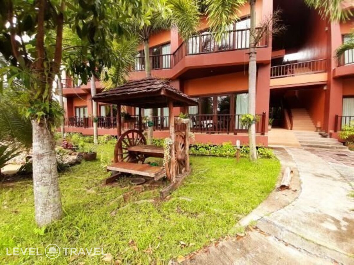 фотографии номера Делюкс с видом на бассейн отеля Andamanee Boutique Resort в Таиланд(Ноппарат Тара) - фото №11