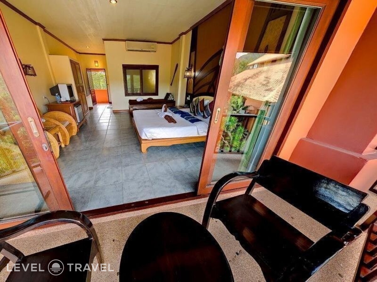 фотографии номера Делюкс с видом на бассейн отеля Andamanee Boutique Resort в Таиланд(Ноппарат Тара) - фото №4