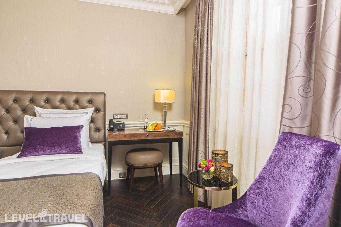 фотографии номера Делюкс (две односпальные кровати) отеля Meroddi Bagdatliyan Hotel в Турция(Бейоглу) - фото №2