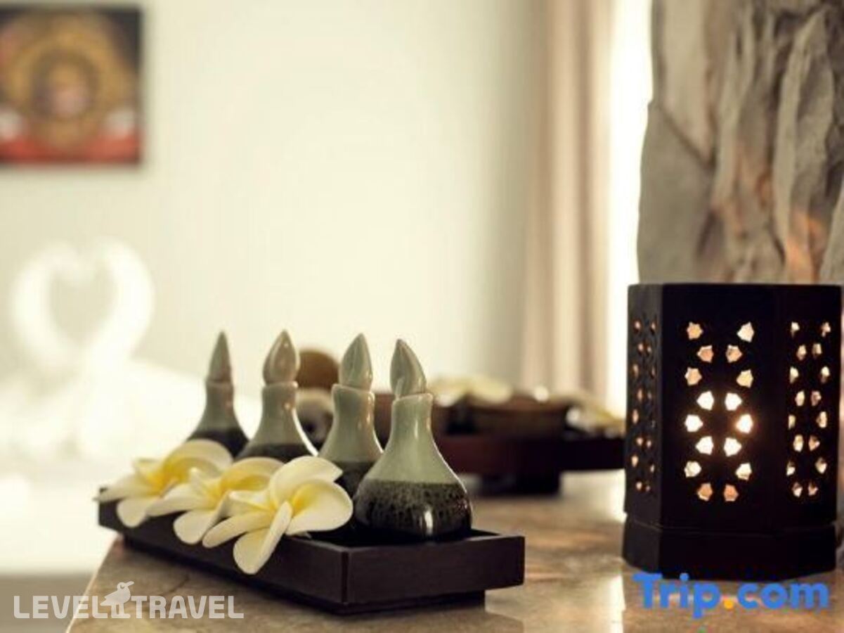 фотографии номера Делюкс (две односпальные кровати) отеля Le Bali Resort & Spa в Таиланд(Наклуа) - фото №3