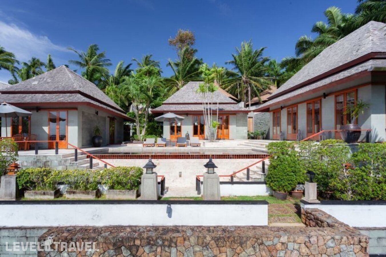 фотографии номера Вилла с частным бассейном (2 спальни) отеля Nakamanda Resort & Spa в Таиланд(Клонг Муанг) - фото №1