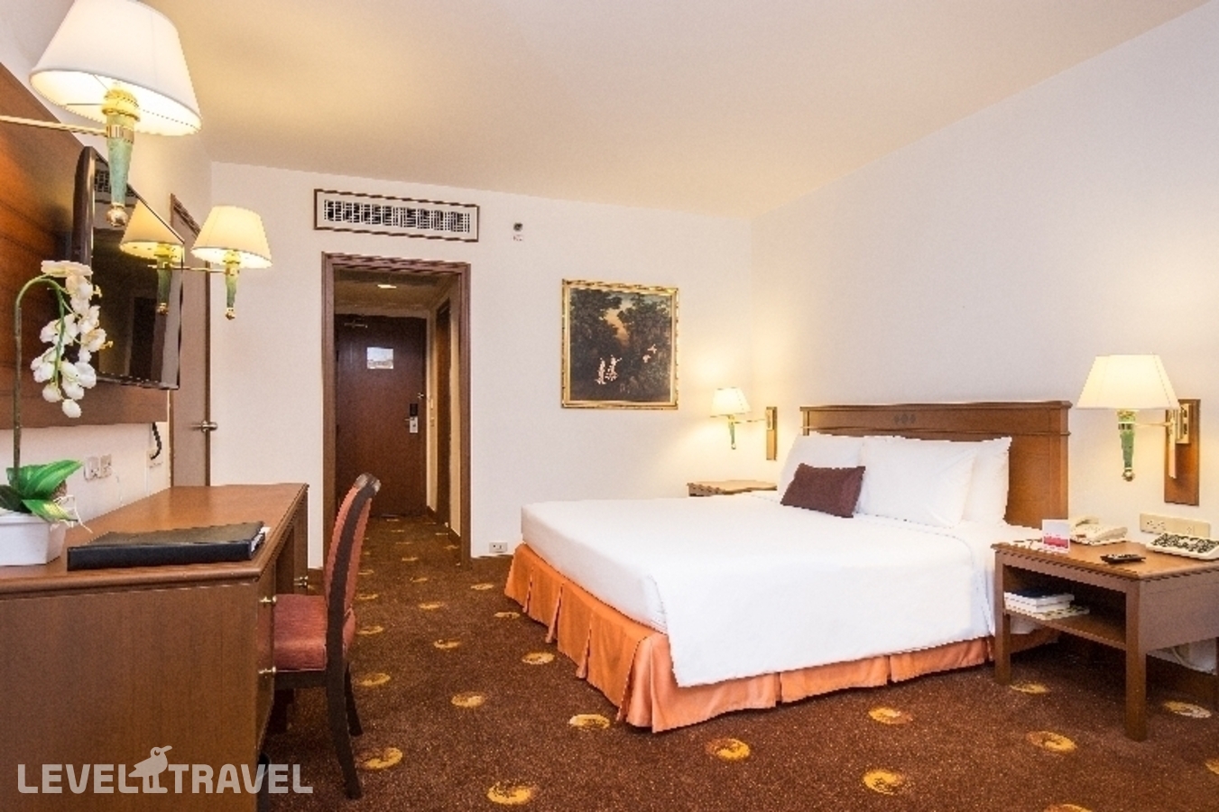 фотографии номера Улучшенный номер отеля Ramada D'Ma Bangkok Hotel в Таиланд(Бангкок) - фото №1