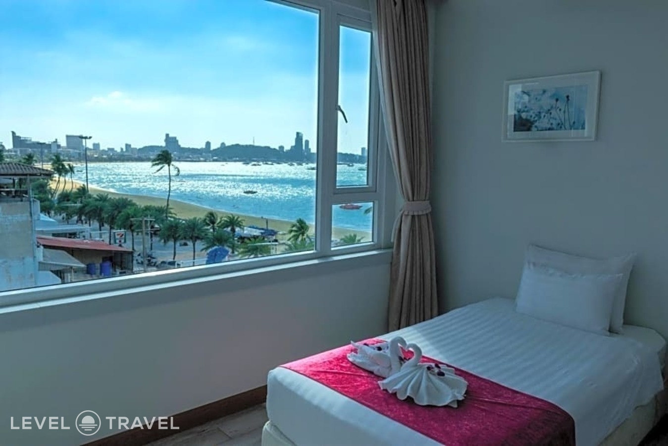 фотографии номера Стандартный номер отеля The Beach Front Resort в Таиланд(Центральная Паттайя) - фото №95