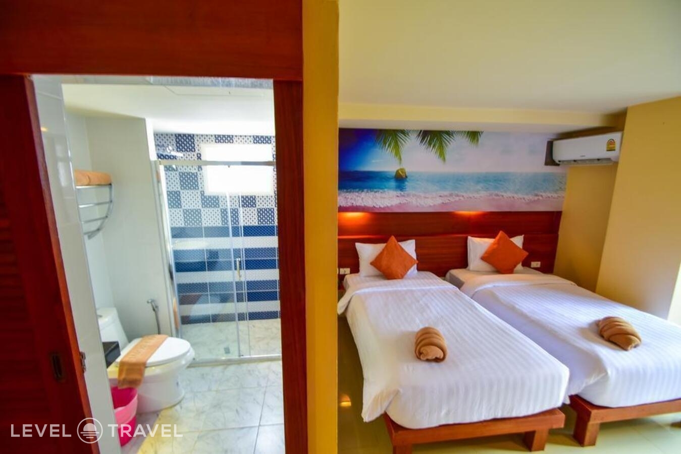 фотографии номера Улучшенный номер отеля Patong Buri Resort в Таиланд(Патонг Бич) - фото №1
