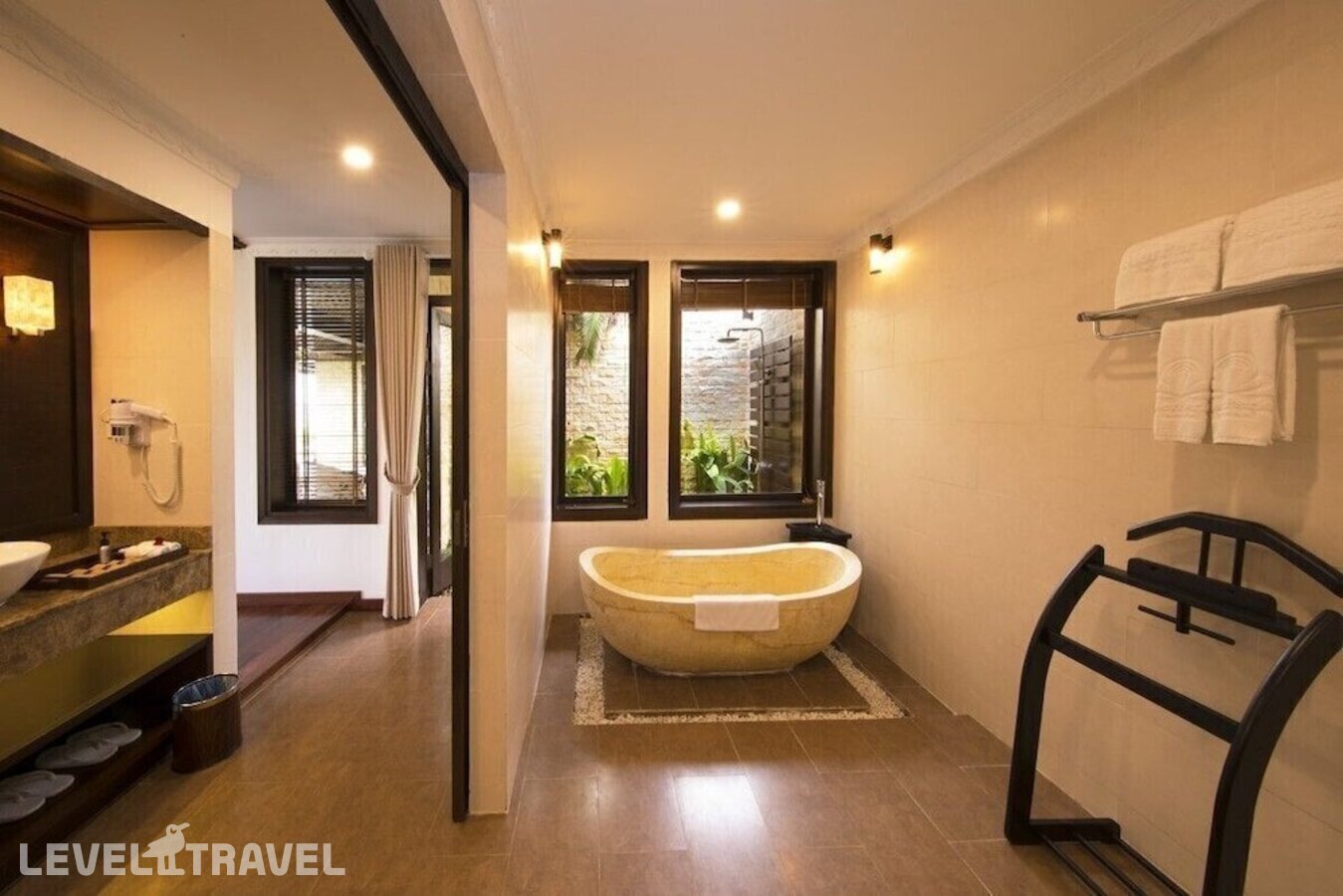 фотографии номера Делюкс с видом на сад (две односпальные кровати) отеля Hon Tam Resort в Вьетнам(Нячанг) - фото №2