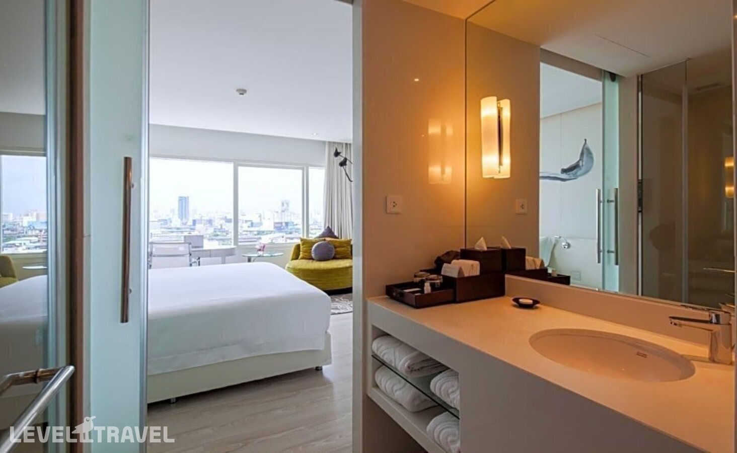 фотографии номера Улучшенный номер отеля Centara Watergate Pavillion Hotel Bangkok в Таиланд(Бангкок) - фото №11