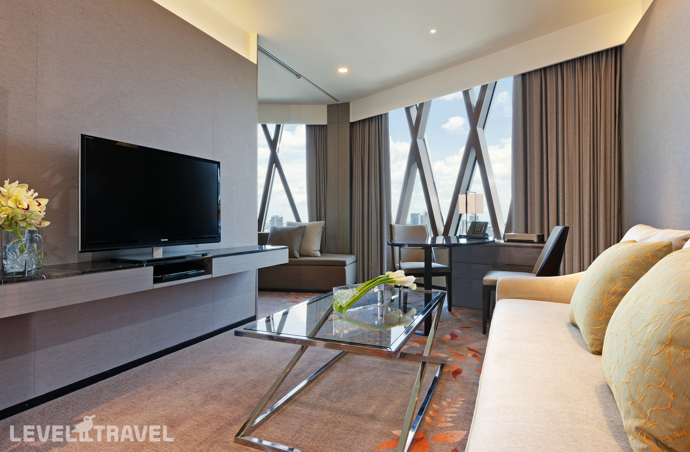 фотографии номера Люкс роскошный отеля The Okura Prestige Bangkok в Таиланд(Бангкок) - фото №1