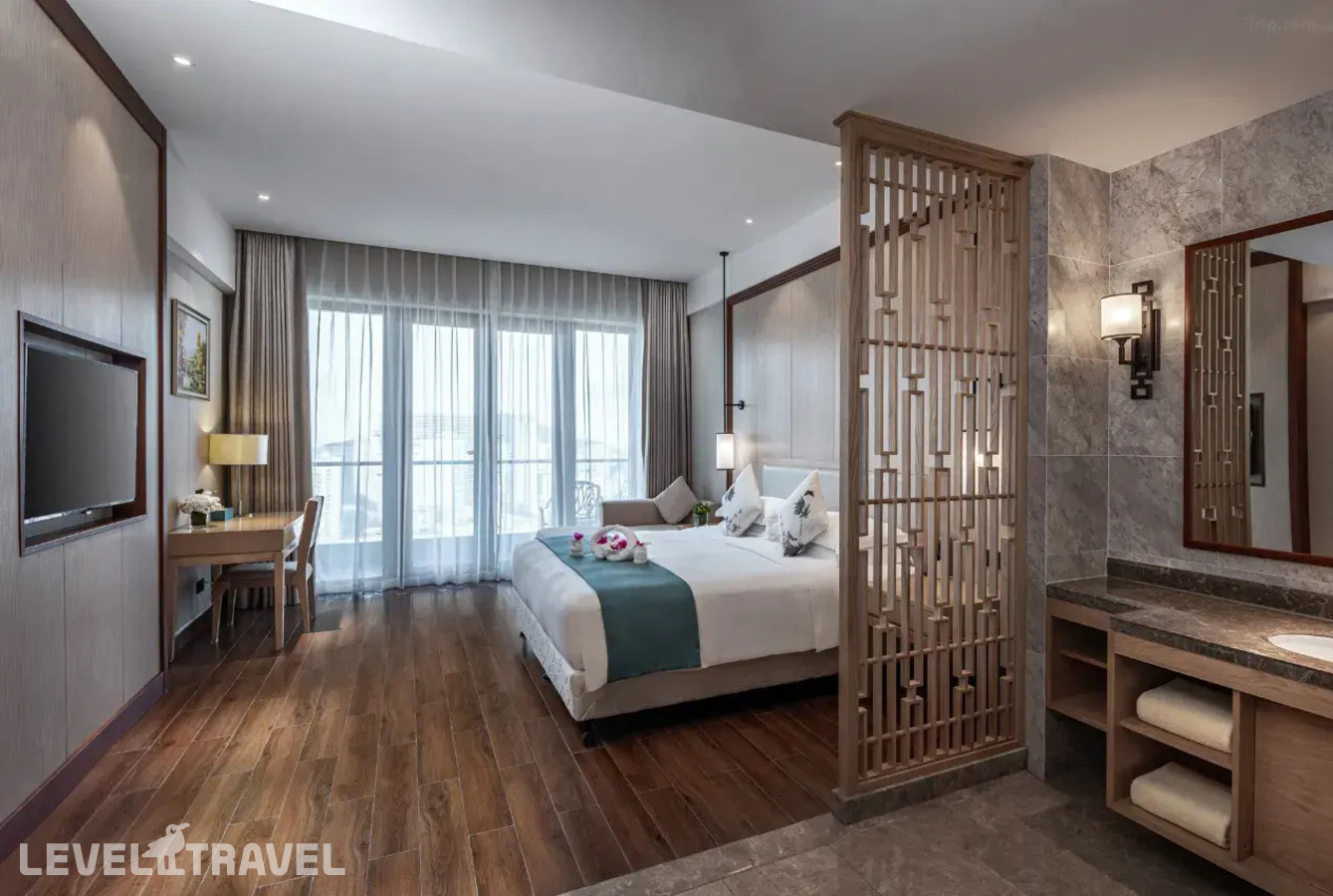 фотографии номера Делюкс с видом на океан отеля Dadonghai Hotel Sanya в Китай(Дадунхай Бэй) - фото №1