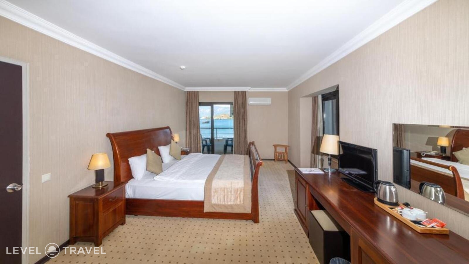 фотографии номера Люкс с видом на море отеля Faros Premium Beach (Ex.Munamar Beach) в Турция(Ичмелер) - фото №3