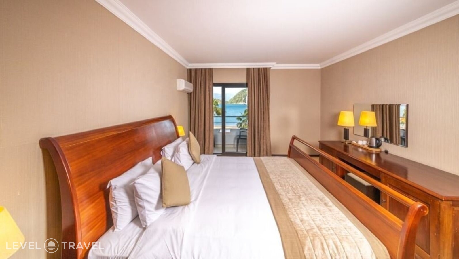 фотографии номера Люкс с видом на море отеля Faros Premium Beach (Ex.Munamar Beach) в Турция(Ичмелер) - фото №5