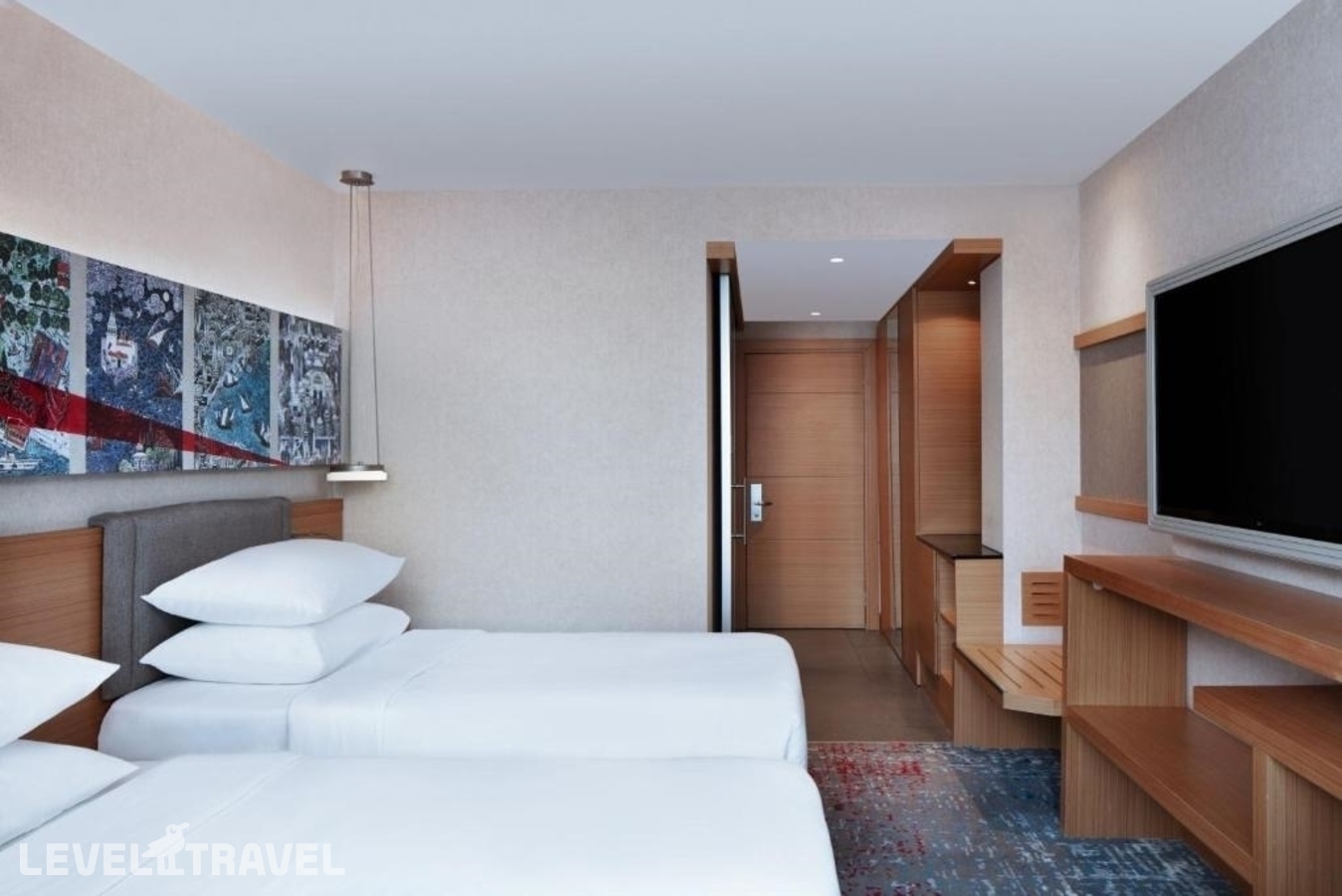 фотографии номера Улучшенный (две односпальные кровати) отеля Delta Hotels by Marriott Istanbul Levent в Турция(Шишли) - фото №1