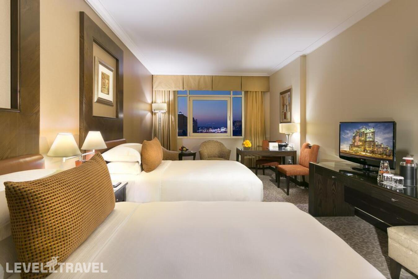фотографии номера Представительский номер отеля Swissotel Al Murooj Dubai в ОАЭ(Трэйд Центр) - фото №4