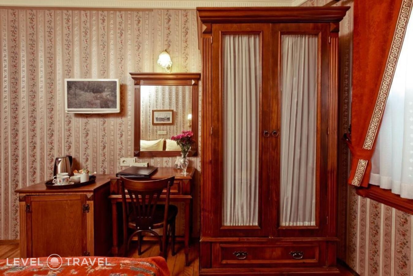 фотографии номера Стандартный (две односпальные кровати) отеля Dersaadet Hotel Istanbul в Турция(Фатих) - фото №4