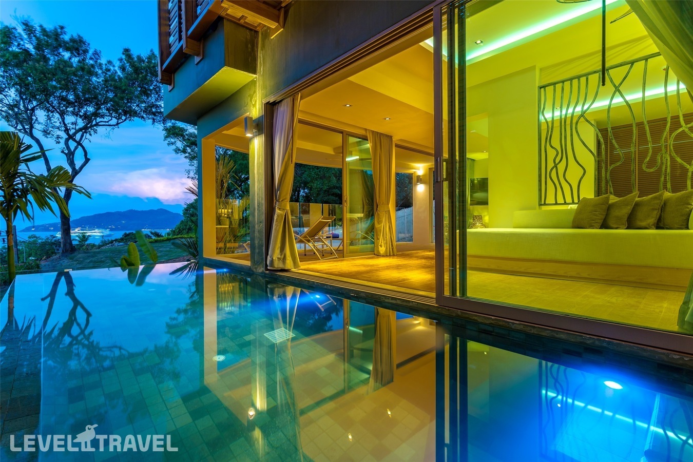 фотографии номера Вилла делюкс с бассейном отеля Crest Resort & Pool Villas в Таиланд(Три Транг Бич) - фото №2
