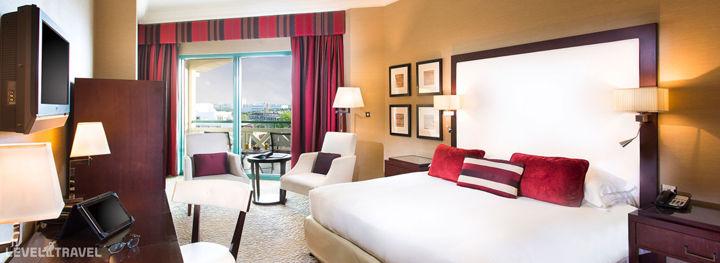 фотографии номера Премиум отеля Movenpick Grand Al Bustan Dubai (Ex.Roda Al Bustan Dubai Airport) в ОАЭ(Дейра) - фото №1
