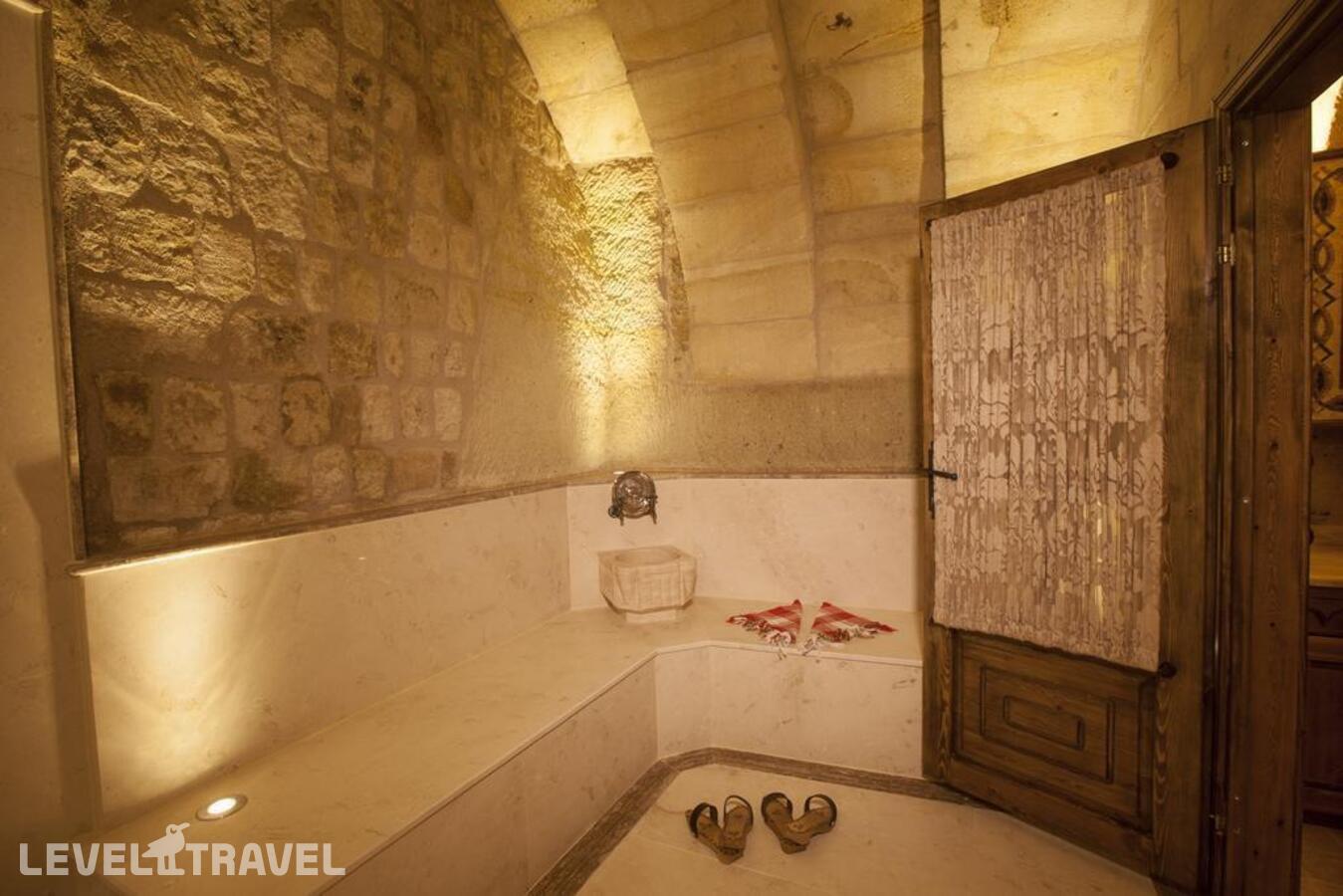 фотографии номера Люкс Majestic Cave отеля Kayakapi Premium Caves Cappadocia Hotel в Турция(Ургюп) - фото №14