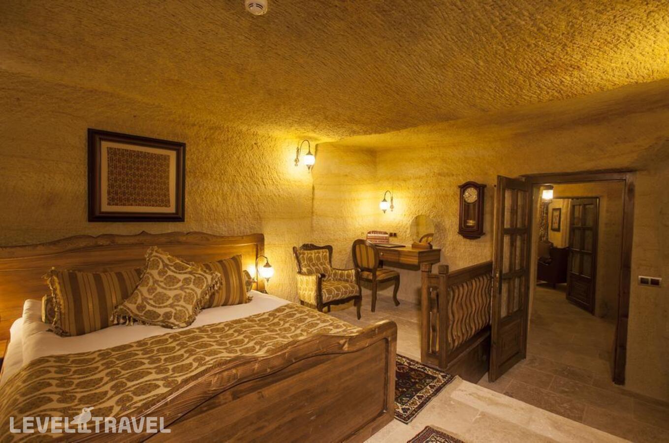 фотографии номера Люкс Glorious Cave отеля Kayakapi Premium Caves Cappadocia Hotel в Турция(Ургюп) - фото №2