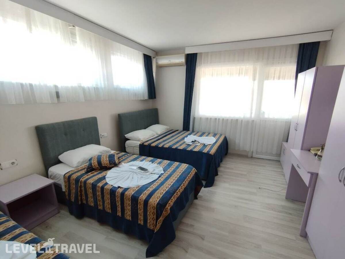 фотографии номера Семейный с видом на город отеля Anadolu Hotel в Турция(Фатих) - фото №2