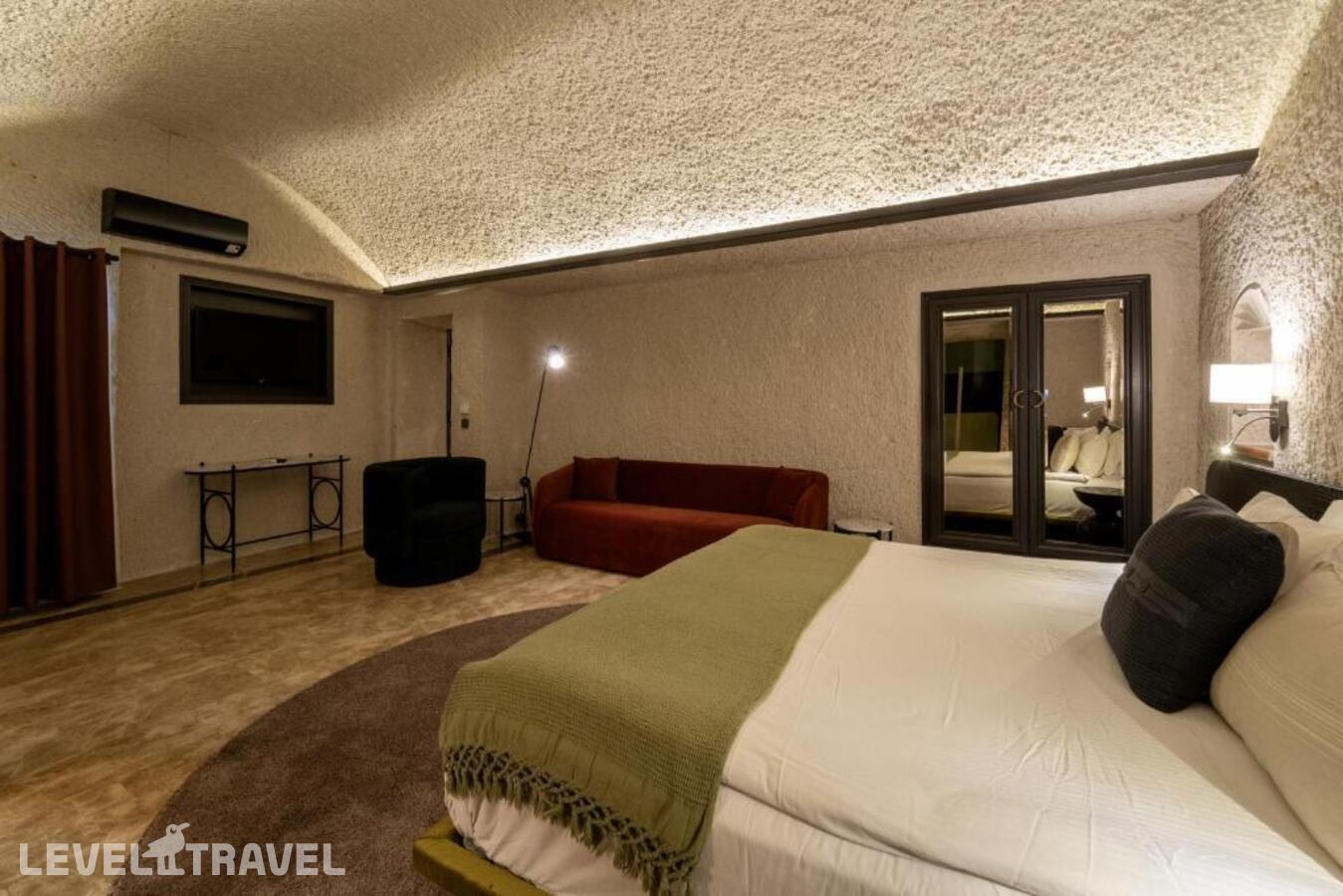 фотографии номера Полулюкс отеля Artemis Cave Suites в Турция(Гёреме) - фото №1
